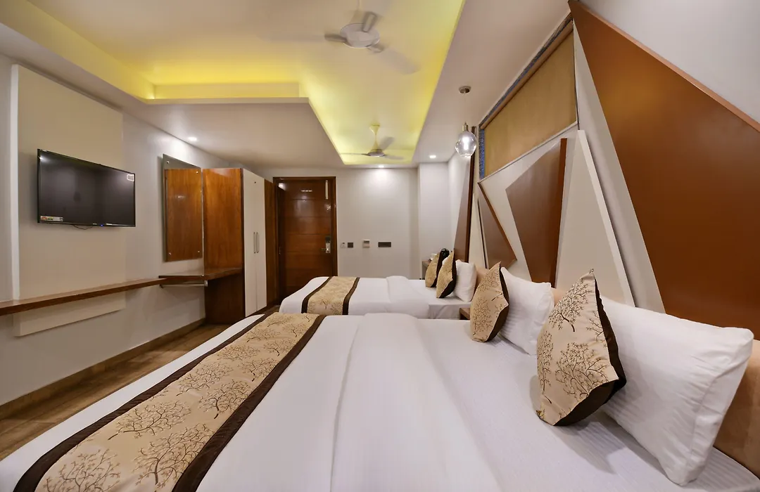 Hotel Blue Pearl New Delhi - Free Airport Pick Up-1